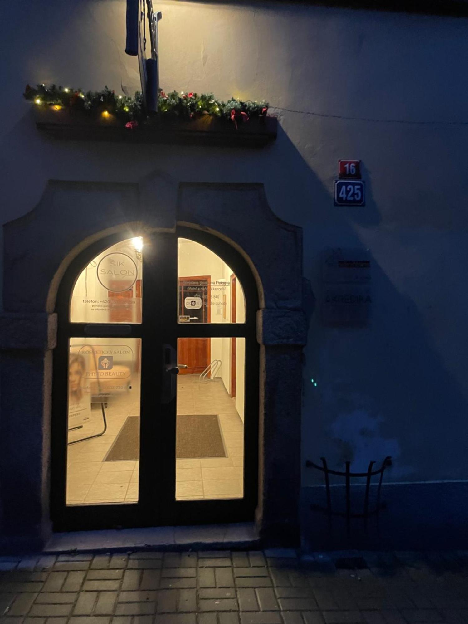 Charlie Apartamento Cheb Exterior foto
